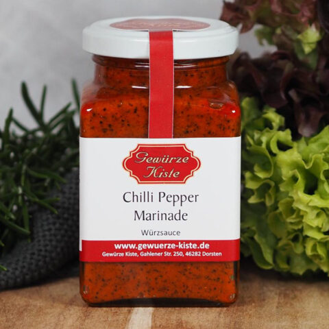 Ein Glas Chilli Pepper Marinade