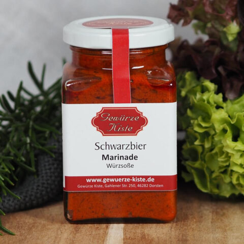 Schwarzbier Marinade auf einem Brett